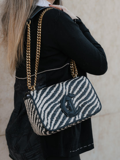 Shoulder zebre straw bag