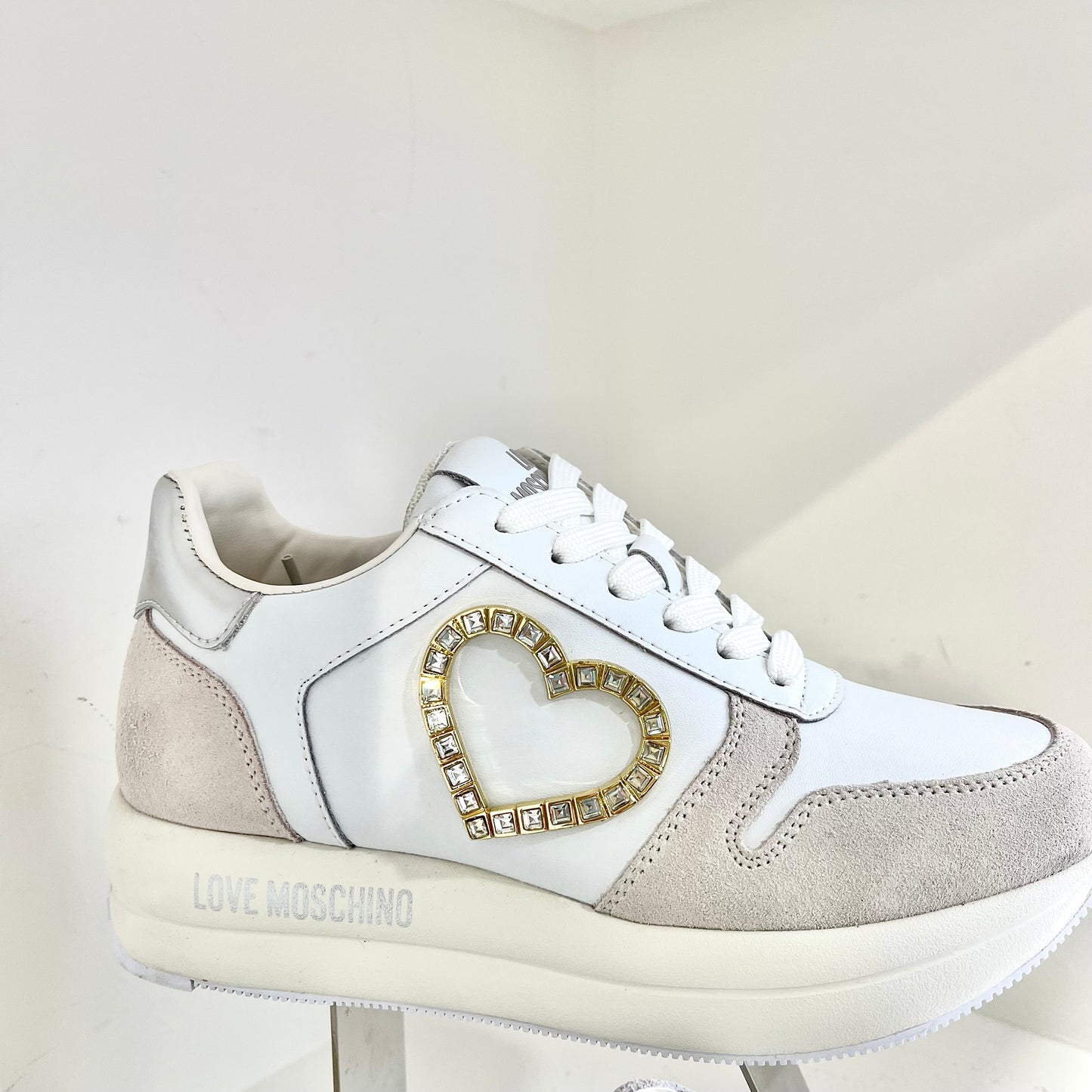 Heart sneaker