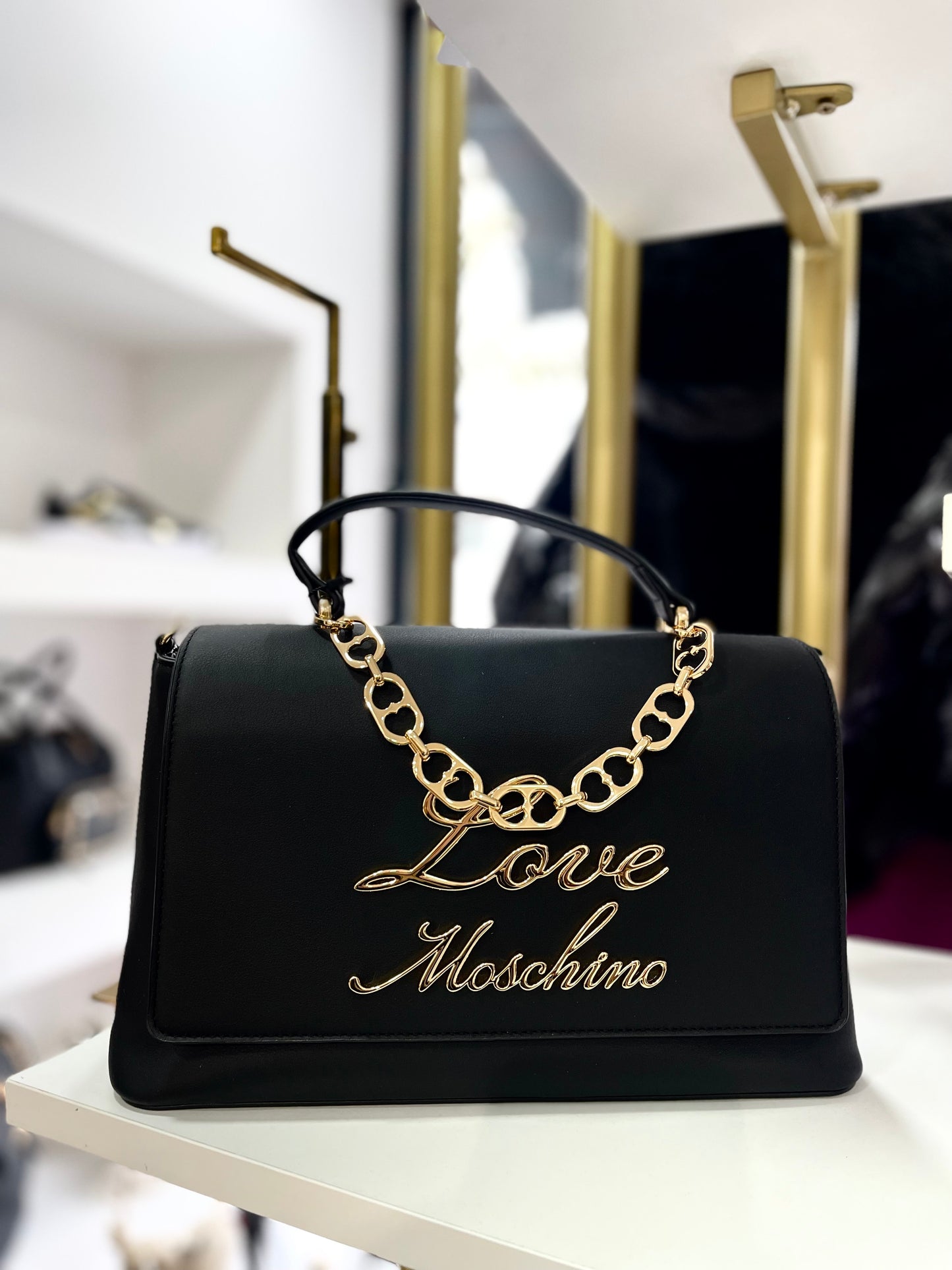 Love Moschino mala