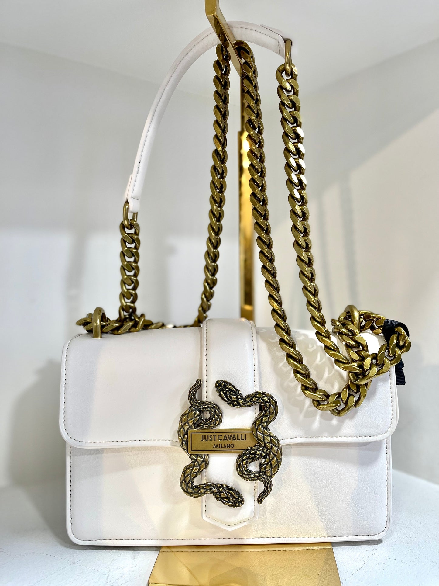 Snake white purse