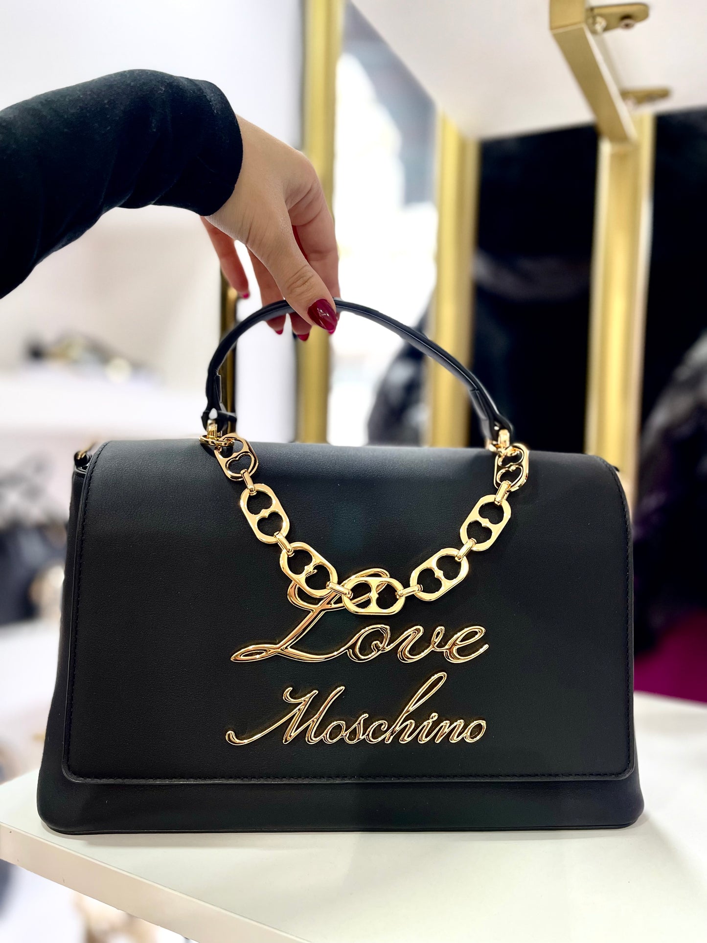 Love Moschino mala