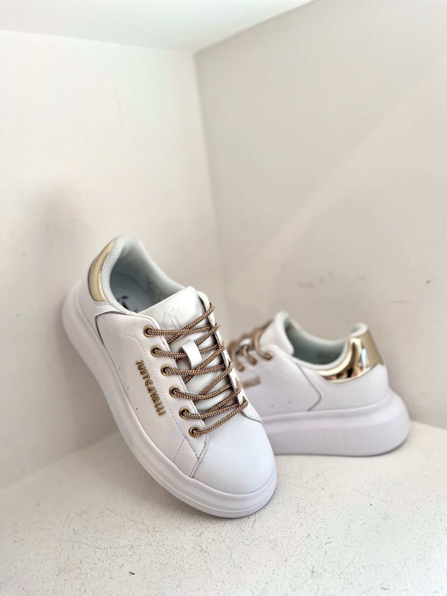 Gold laces sneaker