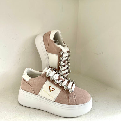 Pink bice sneaker