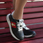 Black frog sneaker