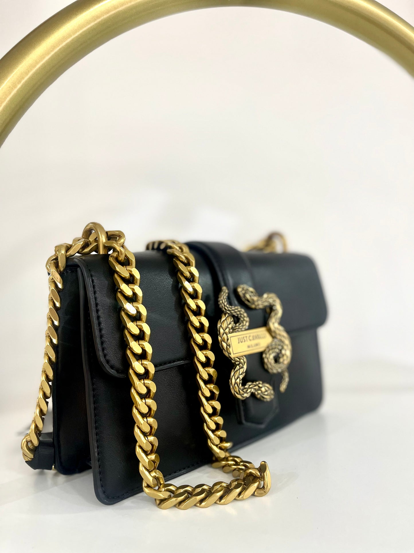 Snake chain purse