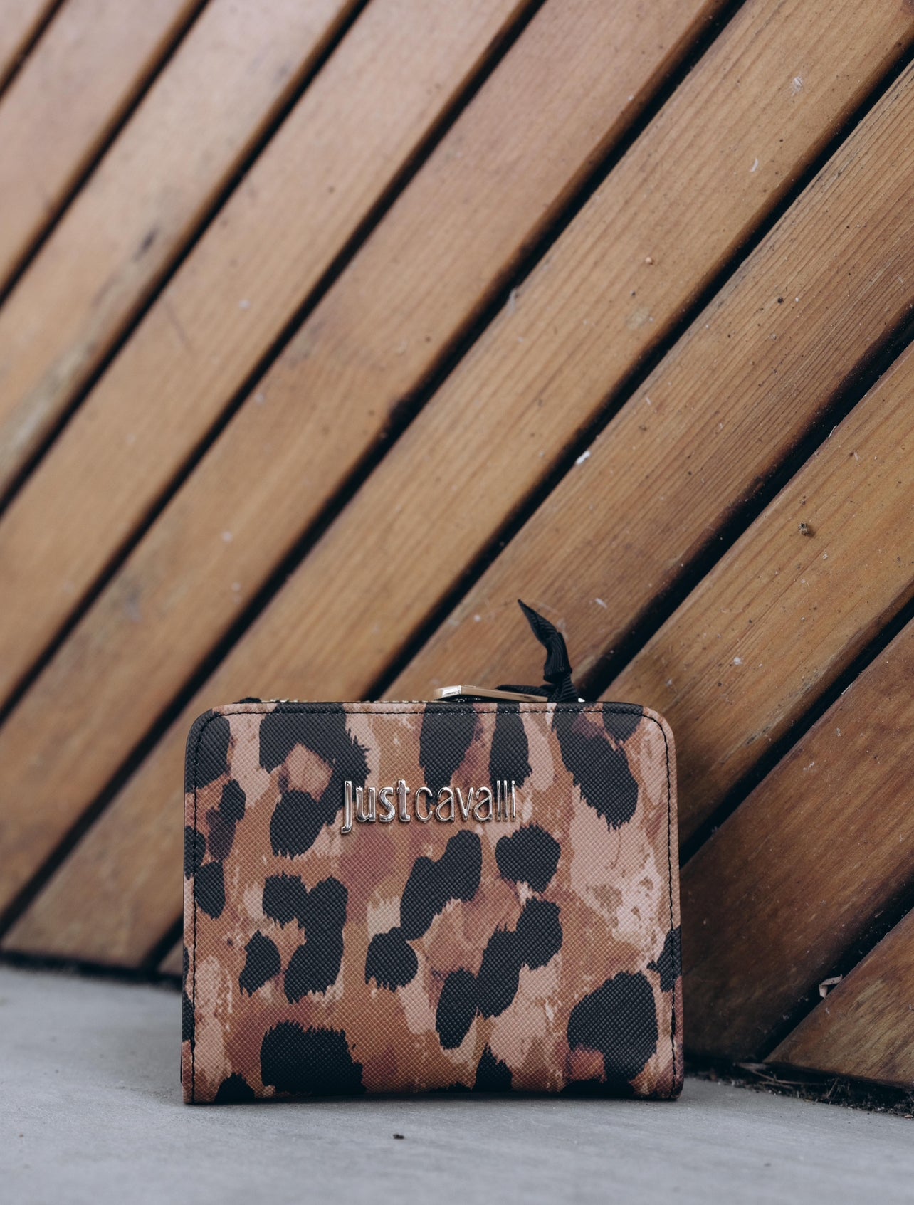 Small animal print wallet