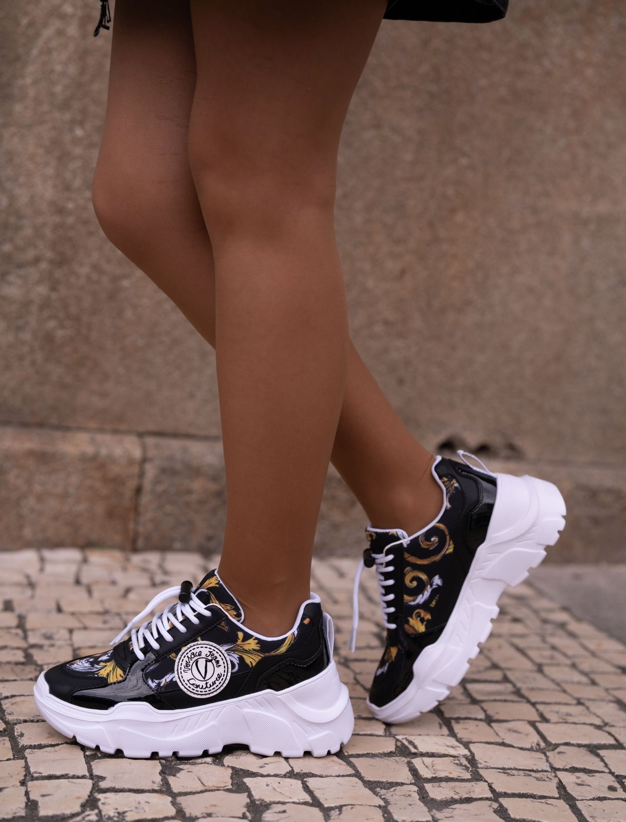 Black versace print sneaker