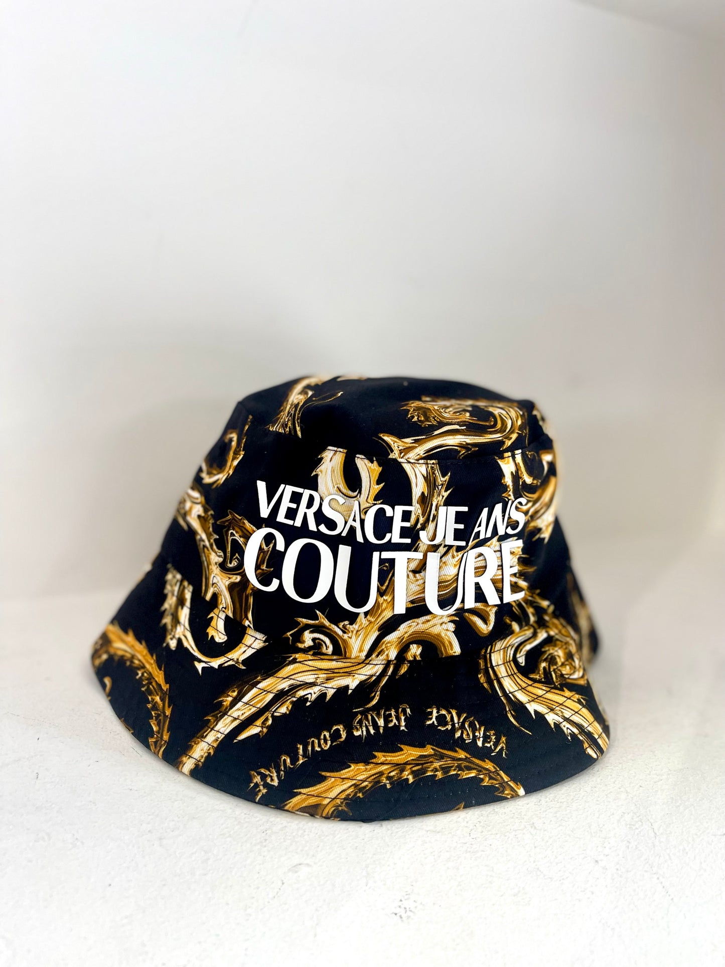 Bucket hat crome couture