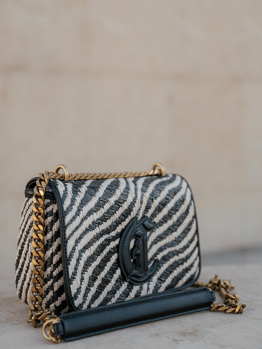 Shoulder zebre straw bag