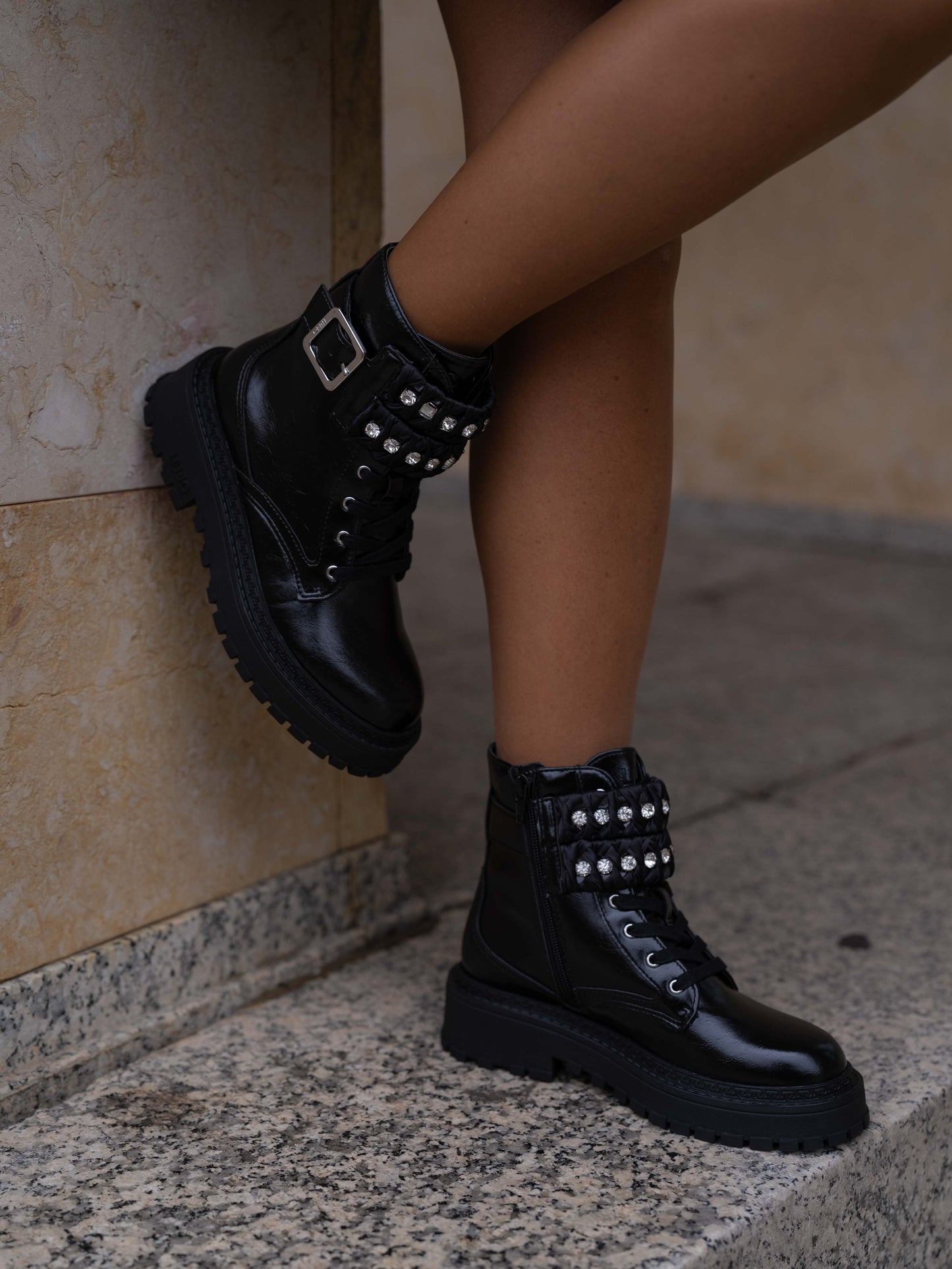 Ankle boot naplak black