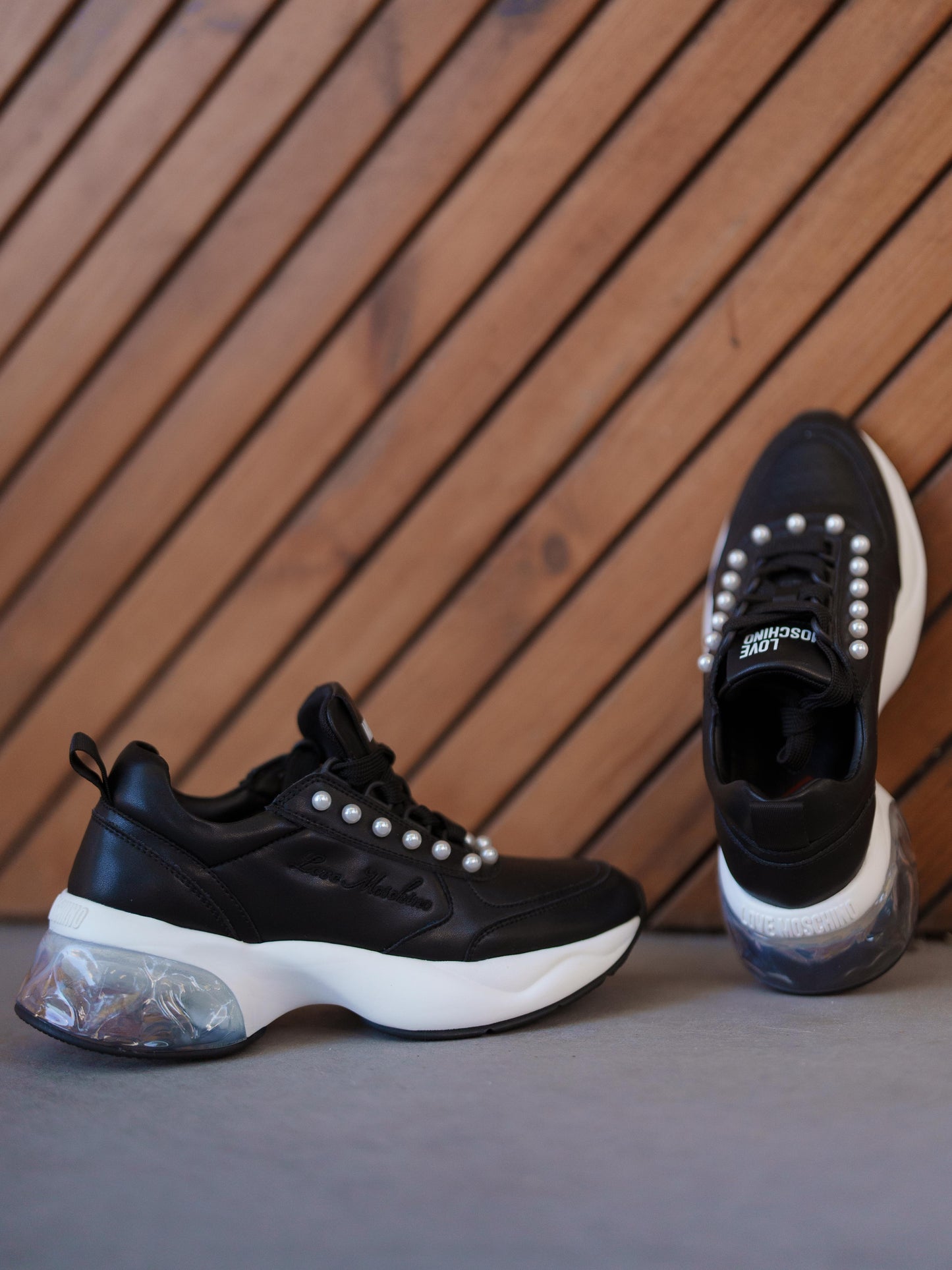 Black Pearl sneaker