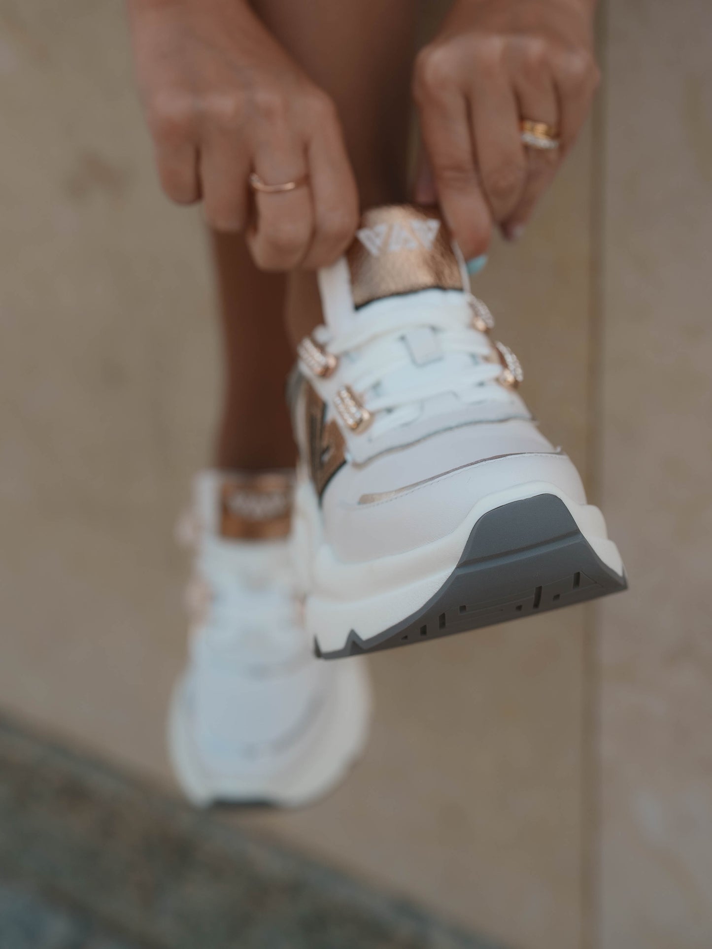 Zoe sneaker