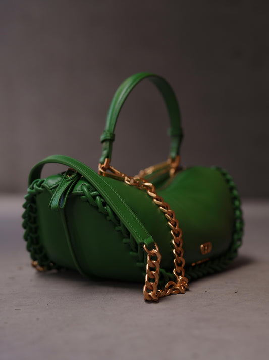 Green lip purse