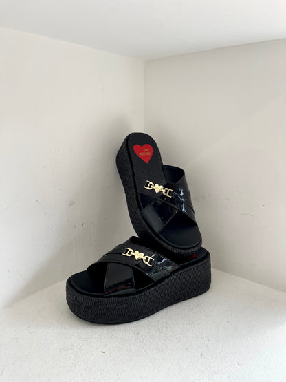 Platform black sandal