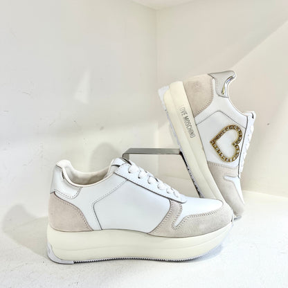 Heart sneaker