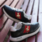 Black frog sneaker