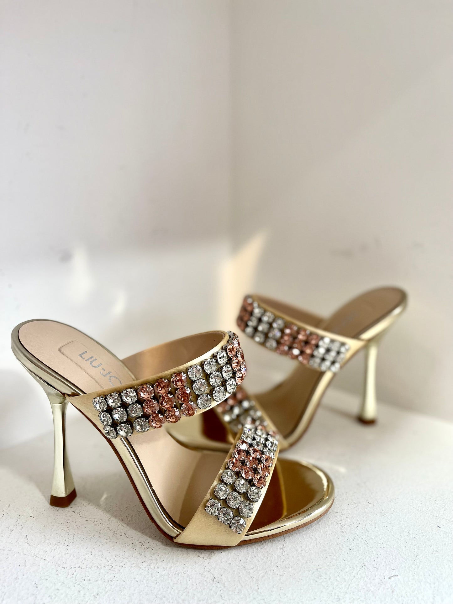 Jewel sandals with heel