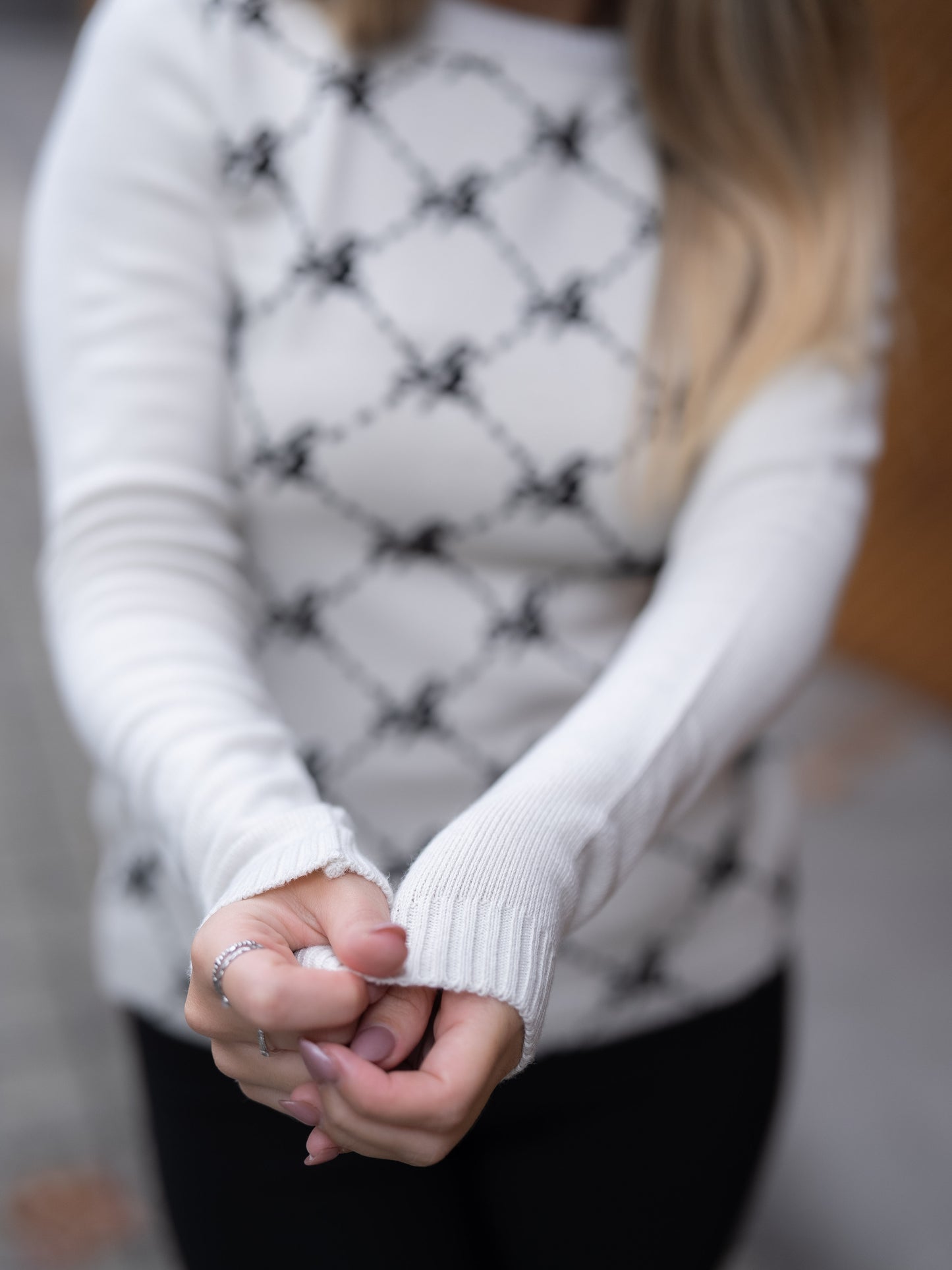 Blusa tricot com aplicação