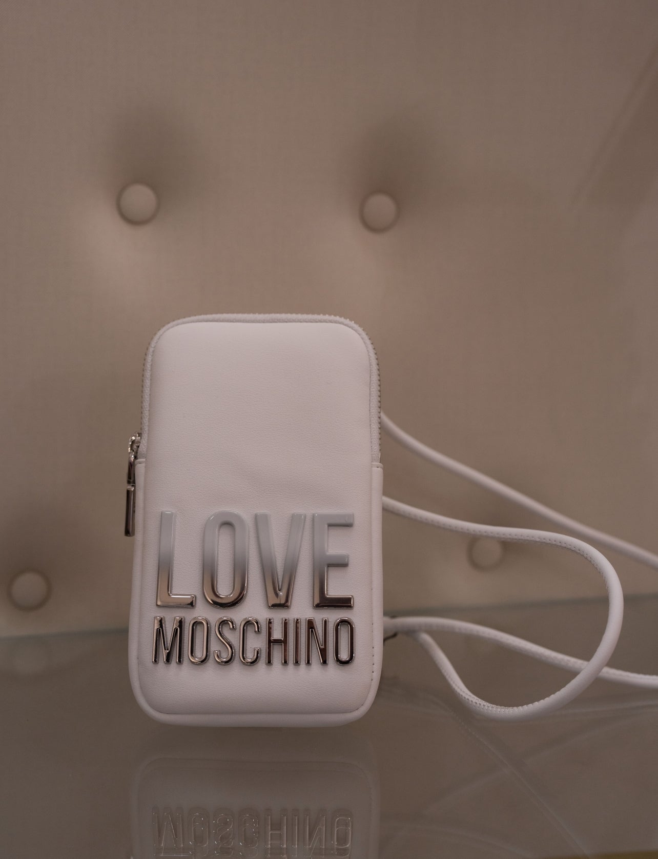 Love Moschino phone bag